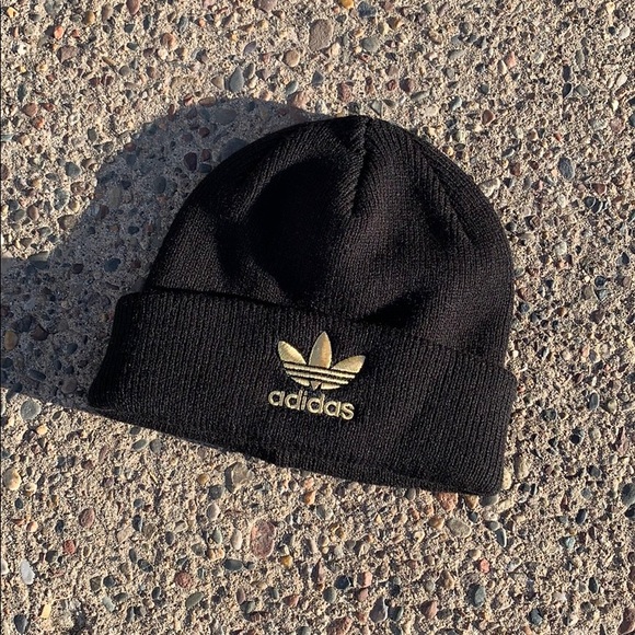 zumiez adidas beanie